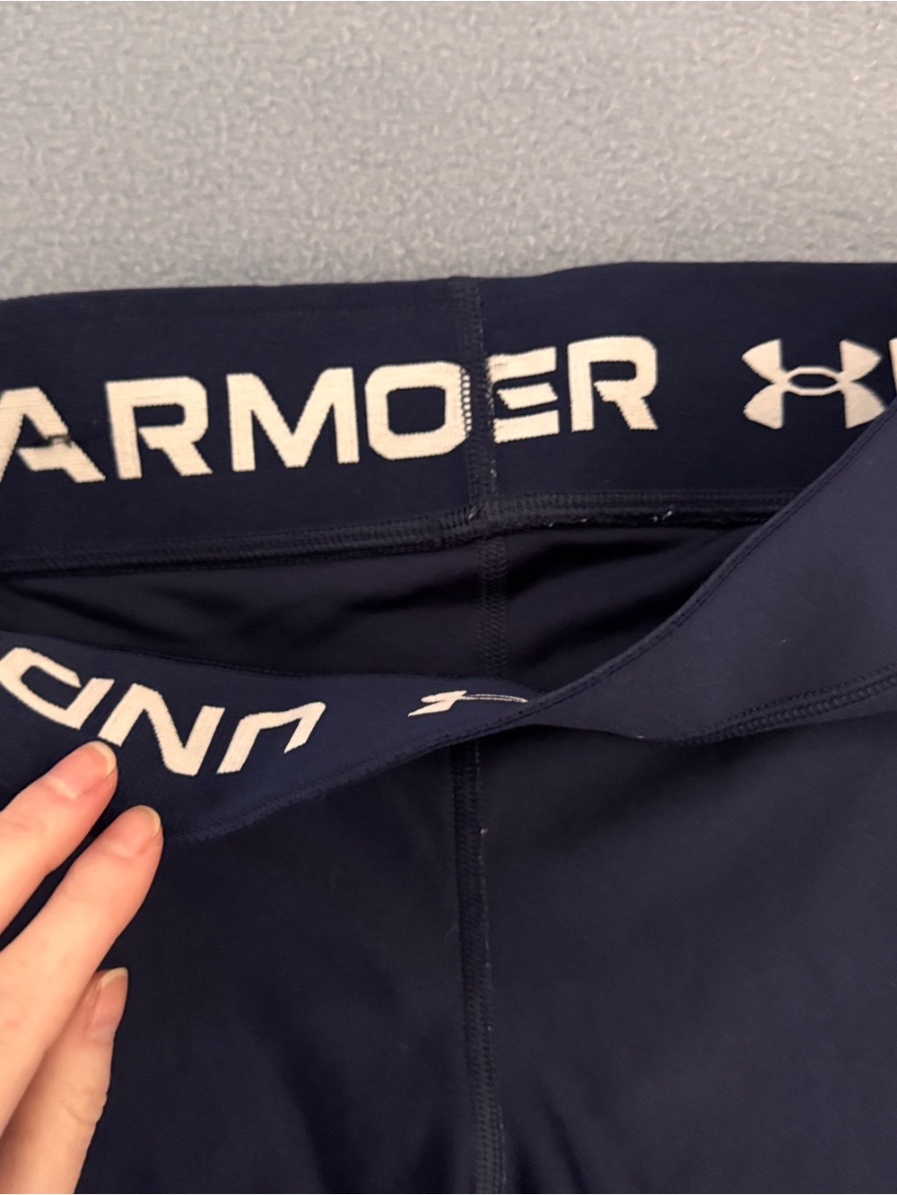 Under Armour Navy Blue Compression Leggings with White Logo Waistband - Picture 3 of 6
